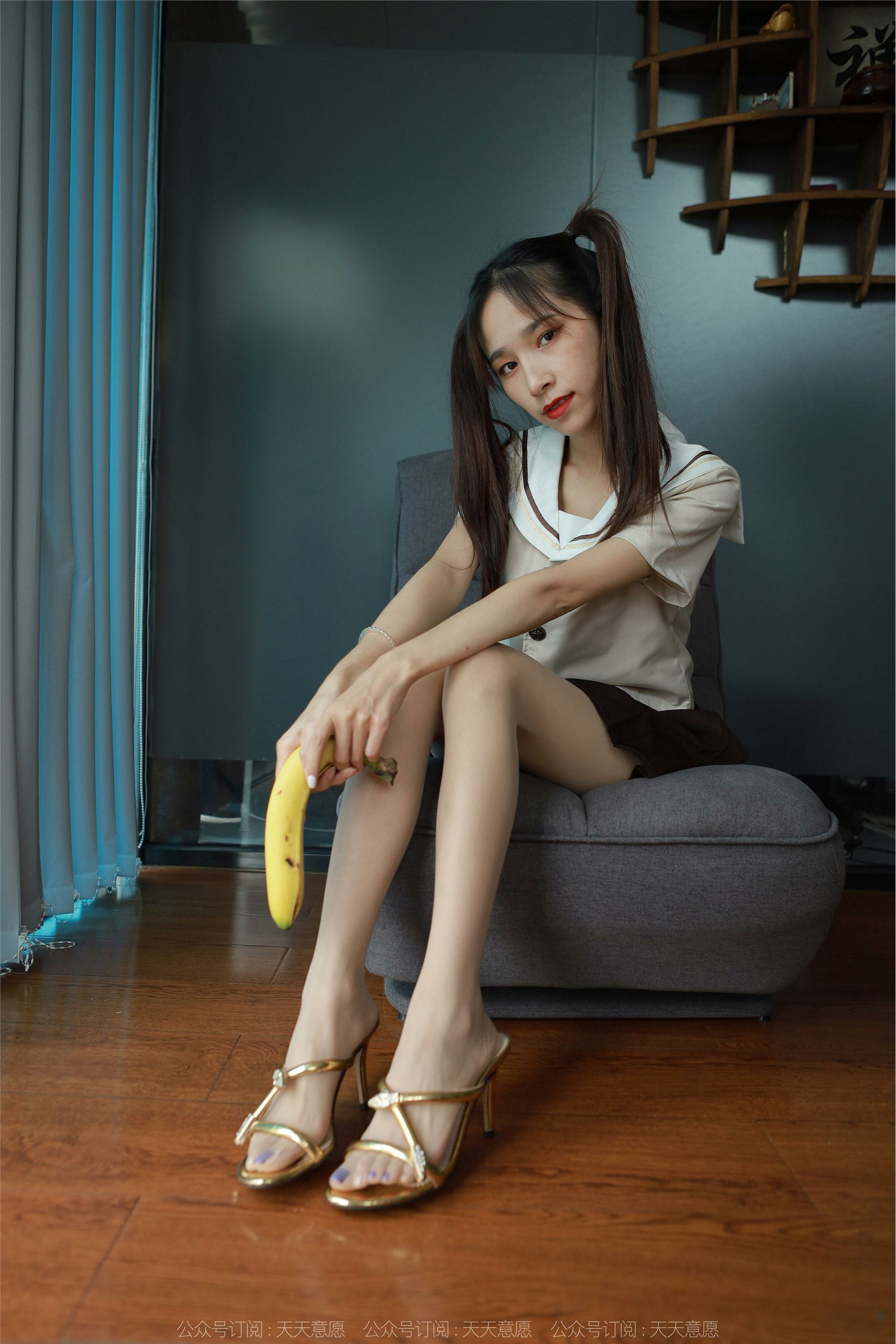 IESS异思趣向  2022.08.03 丝享家 1166：美子《香蕉少女》